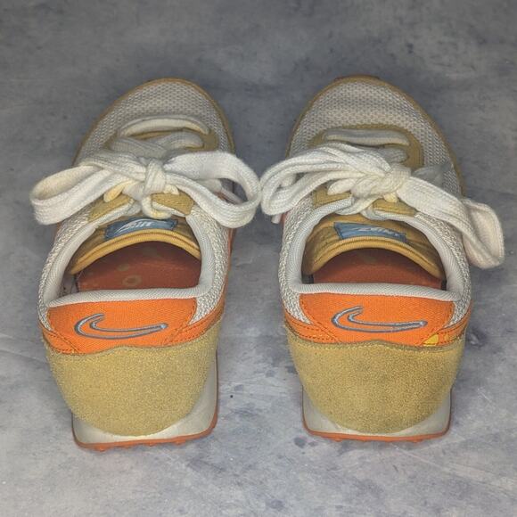 Nike Women's Daybreak Sneakers Paisley Swoosh Pale Ivory Magma Orange, Size 6.5 - Picture 11 of 14